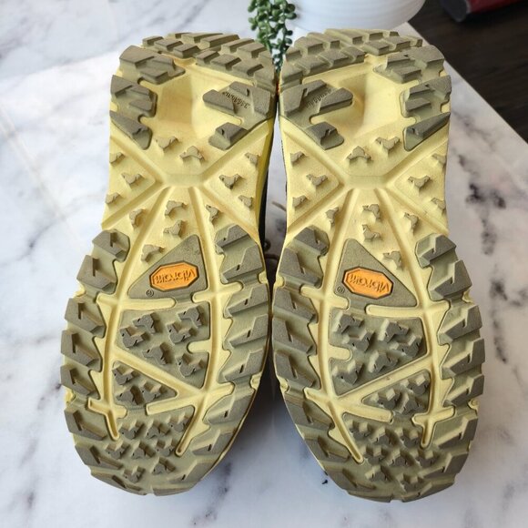 HOKA Kaha Low GTX Trail Shoes Mens 8.5 Olive Green Vibram Gore-Tex EU 42 Like Ne main image 8